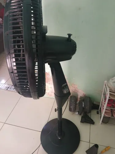 Ventiladores arno turbo 40cm funcionado perfeitamente preço pra vender logo 