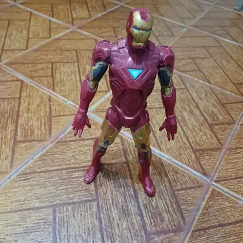 Boneco do homem de ferro