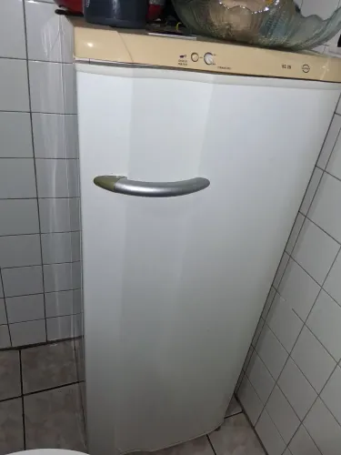Geladeira 1 porta electrolux