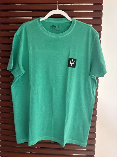Camiseta  Osklen  original TAM P (veste M)