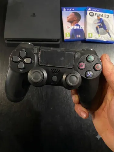 Controle de PS4 novo - 2 controles por brique
