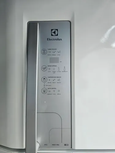 Geladeira Eletrolux 450L