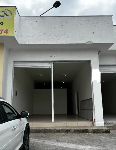 Alugo salão: Bairro: Jardim Boa Vista. Metragem do salão: 81m2