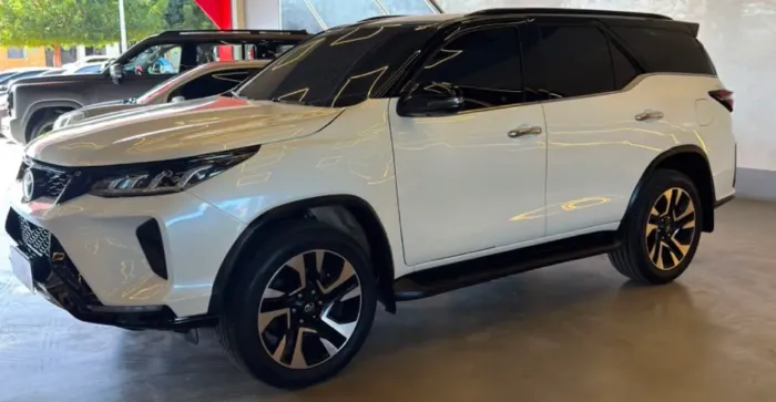 Toyota Hilux SW4 SRX 4X4 2.8 TDI 16V Dies. Aut. 2018