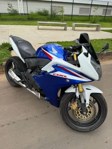 CBR 600 F