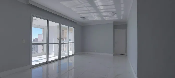 APT 4 QTS (suíte com Closet) para alugar no Ecoville R$ 7.350,00