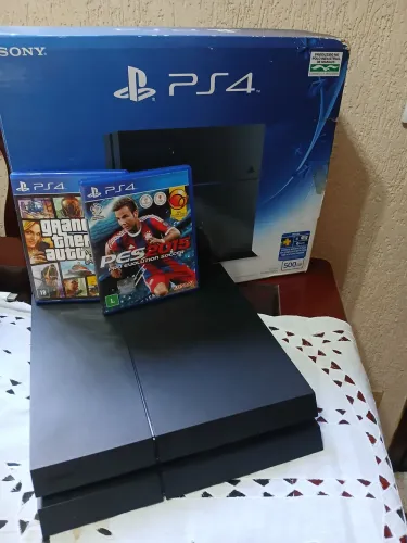 PS4 + 2 JOGOS (GTA 5, PES 2015) 