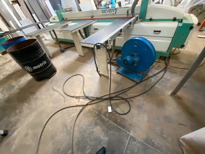 Seccionadora colchão de ar com coletor de pó 