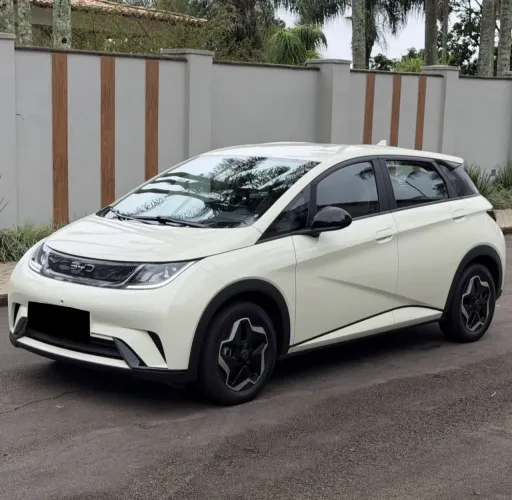BYD Dolphin EV (Elétrico) 2025