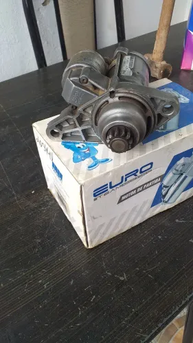 Vendo um motor de partida