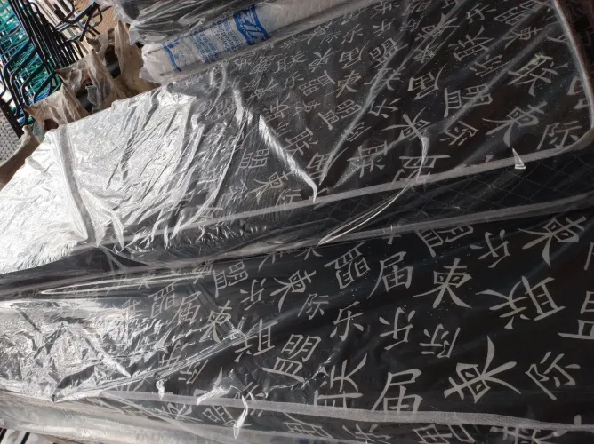 Colchão de solteiro NOVOS TECIDO PRETO