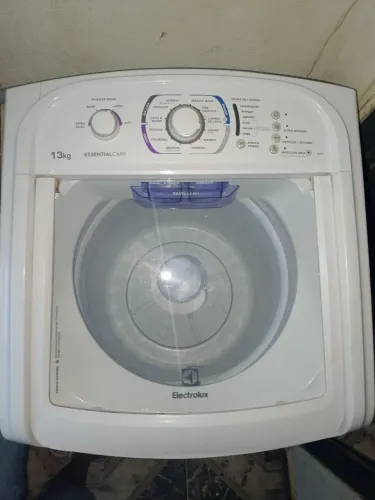 Vendo máquina de lavar Eletrolux 13kg 