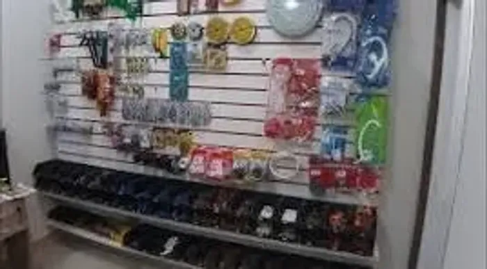 MATERIAL PARA LOJA DE CONSTRUÇÃO - LOJA FECHADA - PREÇO ABAIXO DA MEDIA  