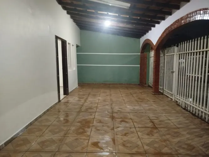 Casa no Bairro Jardim Jockey Club