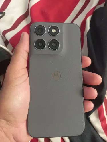VENDO UM MOTO G 67 COMPRADO NA LOJA DIA 07/07/26