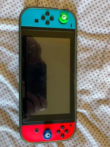 Nintendo Switch Neon + Zelda Tears Of The Kingdom (cartucho)
