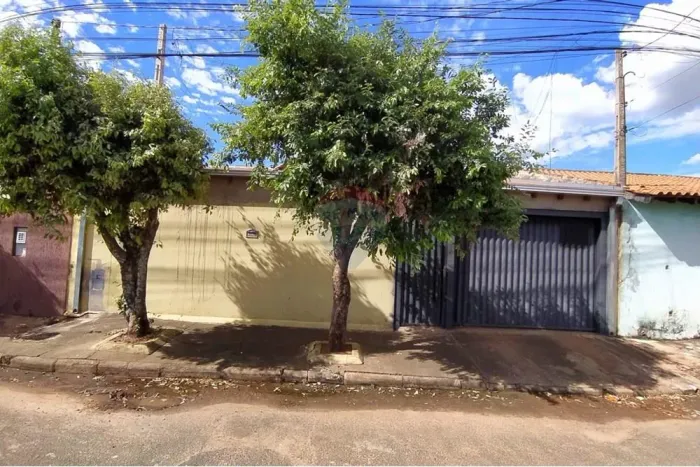 Oportunidade para quem procura espaço!!!!