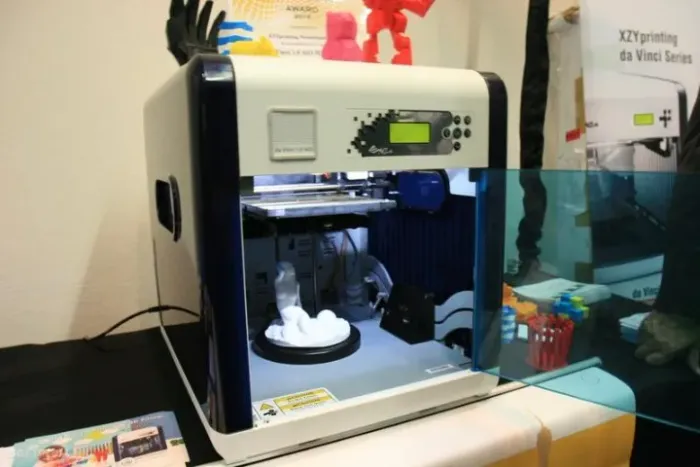 Impressora 3D XYZprinting da Vinci 1.0 AiO com Scanner 3D