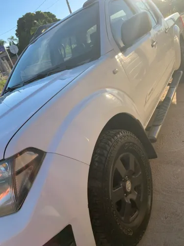 Nissan Frontier SV Attack CD 4X2 2.5 TB Diesel 2013