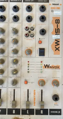 Mesa de som winvox 8 canais