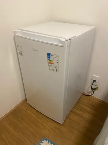 Frigobar Midea 93L