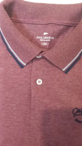 Camiseta masculino Usada tamanho M vermelho