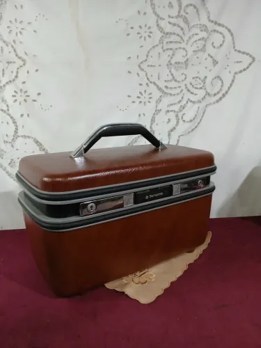 Antiga maleta de maquiagem sansonite 