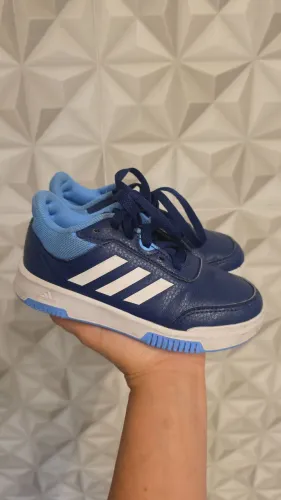 Tênis adidas 28 em otimk estado azul