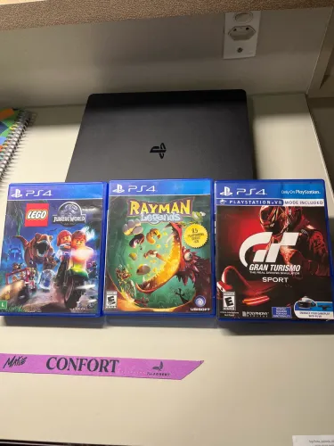 Ps4 Slim 500 GB + jogos