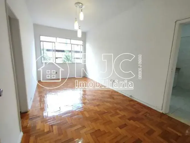 Oportunidade junto ao shopping metro S.Pena