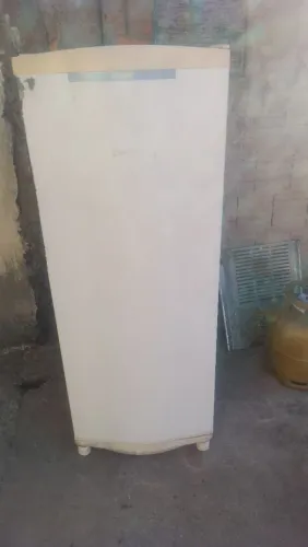 Geladeira usada por 370 entrego