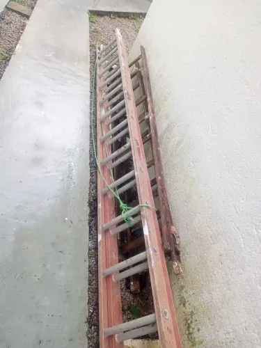 Vendo escada fibra de carbono 7 MTS
