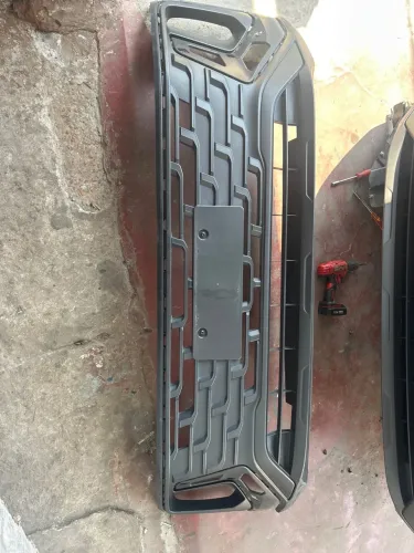 Vendo pára-choque dianteiro do VW Tera 2026