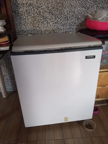 Freezer branco