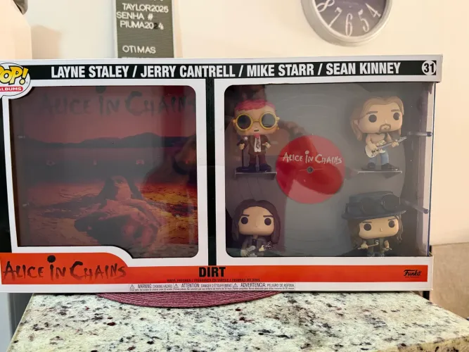 Funko pop Alice in chains álbuns