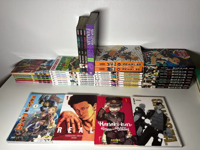 Mangás preços variados