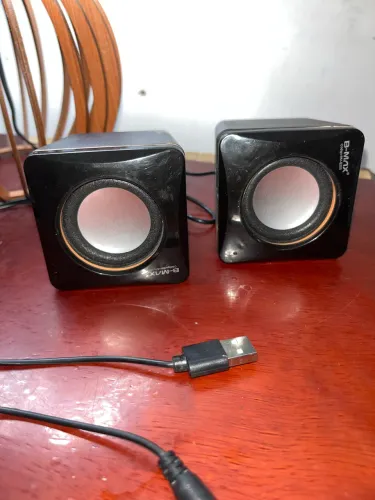Caixa de som pc
