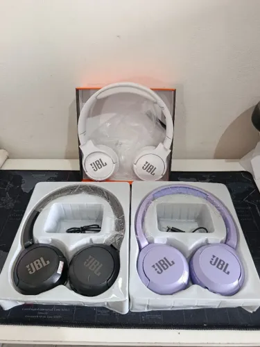 Fone JBL via bluetooth com rádio FM e entrada P2 auxiliar / PREÇO IMPERDÍVEL