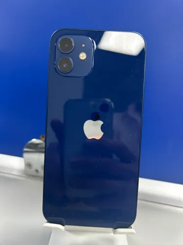 iPhone 12 com NF e fio de carregador com 80% saúde da bateria