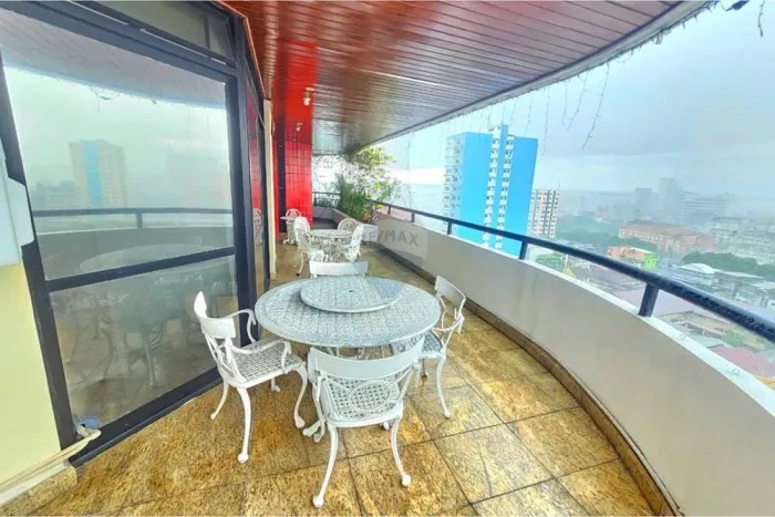 vendo apartamento amplo de 295m2 com um vista para rio e andar alto, 4 suítes , documentad