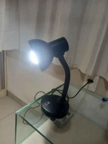 Luminária de Mesa Maleável