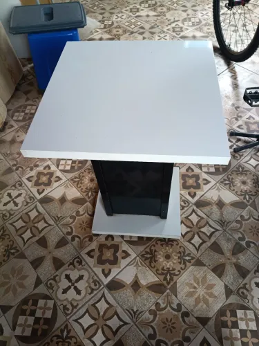 Mesinha para apoio várias finalidades