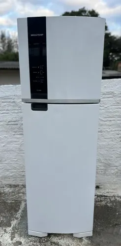 Vendo geladeira Brastemp 220volts 