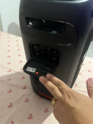 Caixa de som JBL partybox