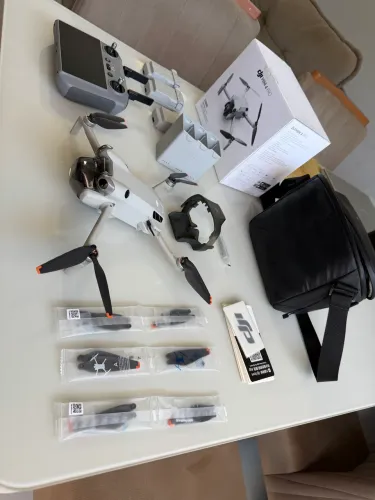 Dji Mini 4 Pro - Combo Plus - Tela e Camera 4k
