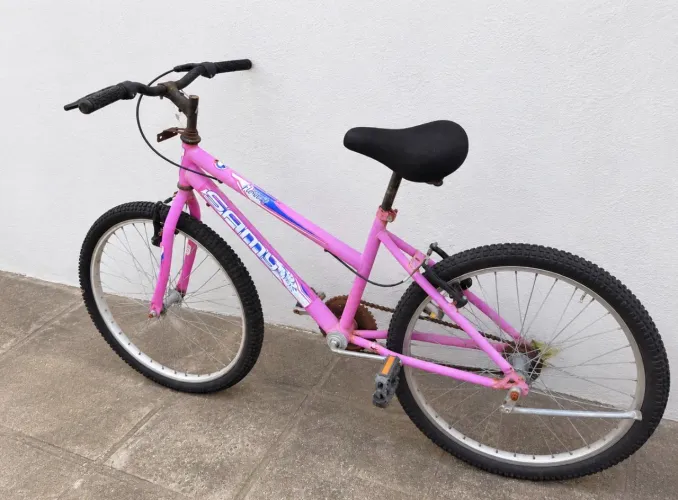 Bicicleta semi nova