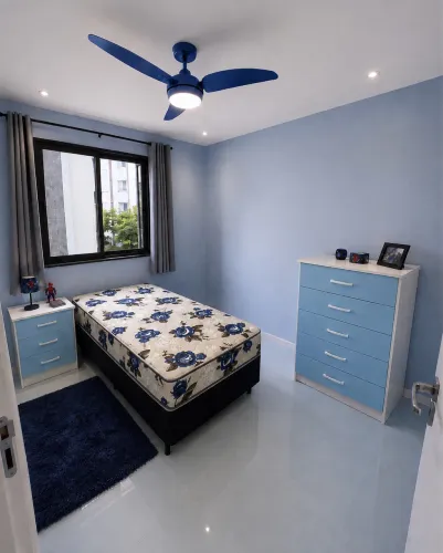 Imperdível Cama Box Solteiro D26 + Cômoda 5 Gavetas + Mesa De Cabeceira