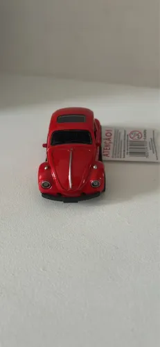 Fusca vermelho miniatura
