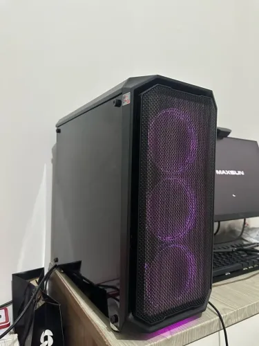 PC GAMER RYZEN 7 5700X + RX 6600 8GB + 16GB RAM + MONITOR AOC 180HZ