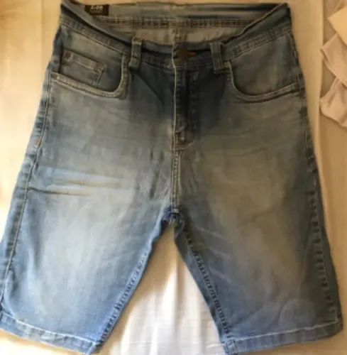 Bermuda masculina da marca Lee!!